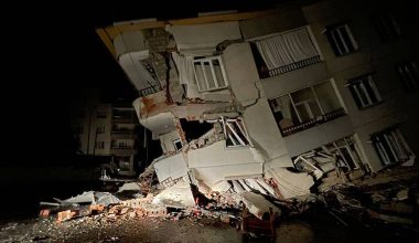 ASRIN FELAKETİ DEPREMLERDE CAN KAYBI SAYISI 50 BİN 399’A YÜKSELDİ