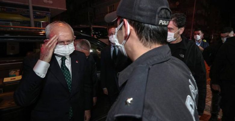 KILIÇDAROĞLU’NDAN EMNİYET TEŞKİLATINA MESAJ: TÜM SORUNLARINIZI BİLİYORUM ‘SANA SÖZ’ HEPSİNİ ÇÖZECEĞİM