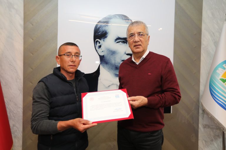 MEZİTLİ BELEDİYESİ PERSONELİ, KÖK HÜCRE BAĞIŞÇISI OLARAK GENÇ KIZA UMUT OLDU