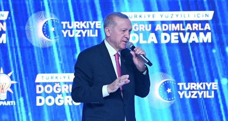 CUMHURBAŞKANI ERDOĞAN AK PARTİ’NİN SEÇİM BEYANNAMESİNİ AÇIKLADI