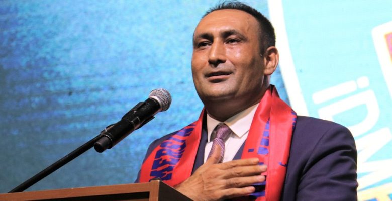 BAŞKAN YILMAZ, 2. LİG’E YÜKSELEN YENİ MERSİN İDMAN YURDU’NU TEBRİK ETTİ