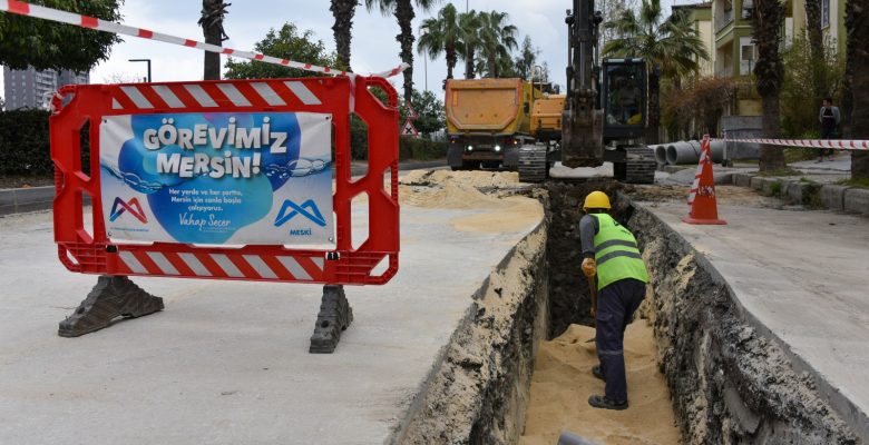 MESKİ, CEMALPAŞA CADDESİ’NDE SU BASKINI SORUNLARINA SON VERİYOR