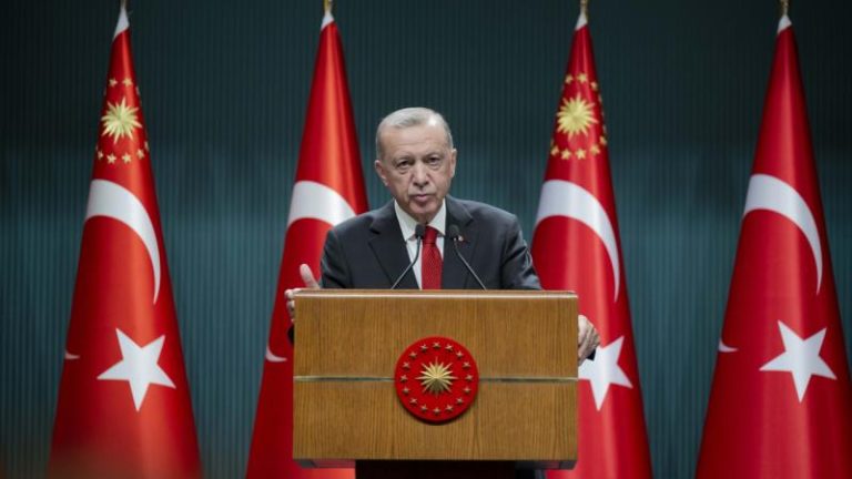 CUMHURBAŞKANI ERDOĞAN: KURBAN BAYRAMI TATİLİ 9 GÜN OLDU
