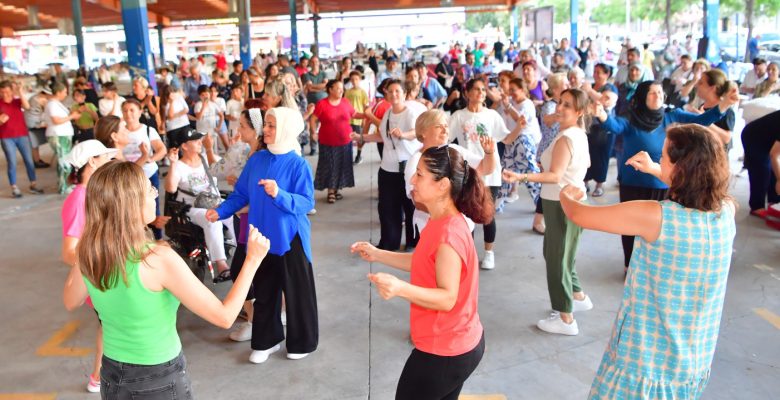 ÇUKUROVA’DA MUTLULUK GÜNLERİ BAŞLADI