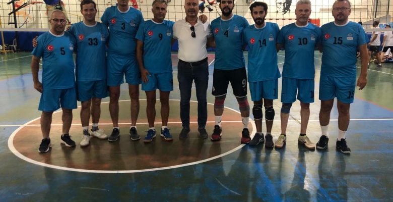 SİLİFKE’DE FESTİVAL KUPASI VOLEYBOL TURNUVASI BAŞLADI