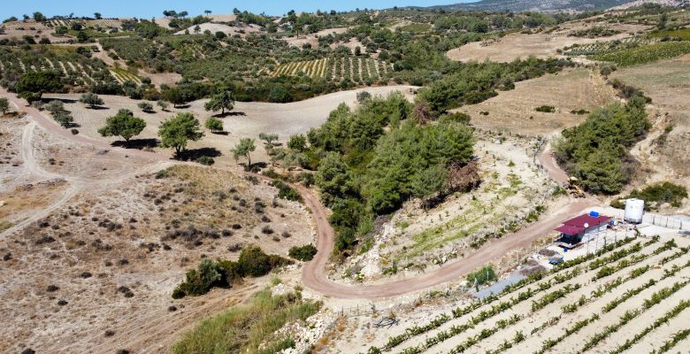 TARSUS BELEDİYESİ İLE KÖYLERDE YOL SORUNU ORTADAN KALKIYOR