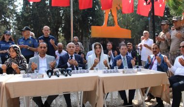 POLİSEVİ ŞEHİDİ SEDAT GEZER, MEZARI BAŞINDA ANILDI