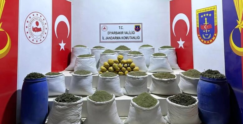 ARALARINDA MERSİN’İN DE OLDUĞU 10 İLDE ZEHİR TACİRLERİNE DEV OPERASYON: 265 GÖZALTI