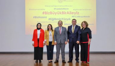 VALİ ALİ HAMZA PEHLİVAN, MERSİN İL MİLLİ EĞİTİM MÜDÜRLÜĞÜ GÖREVİNİ TAMAMLAYAN ADEM KOCA İÇİN DÜZENLENEN VEDA PROGRAMINA KATILDI