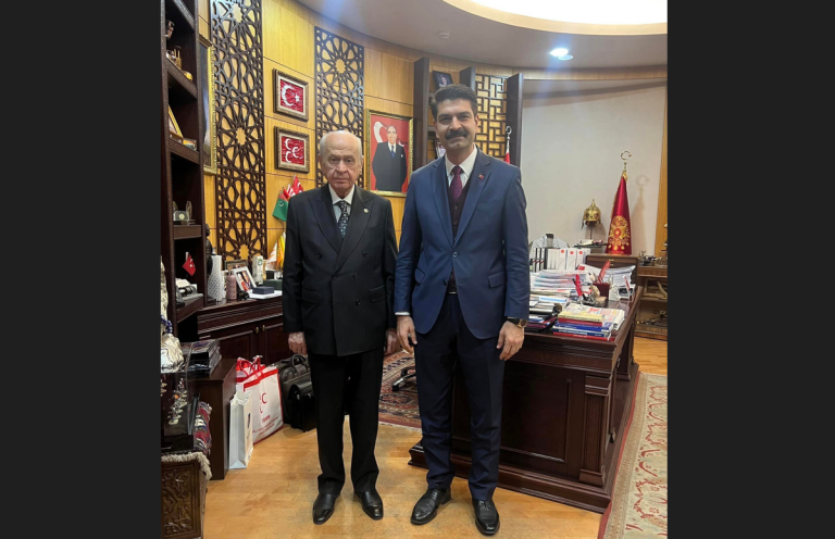 MHP TARSUS BELEDİYE BAŞKAN ADAY ADAYI AHMET ŞEN RESMİ BAŞVURUSUNU YAPTI