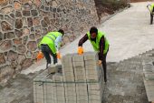 TOROSLAR BELEDİYESİ, MERKEZDE VE YÜKSEK KESİMLERDE ÜST YAPI ÇALIŞMALARINI ARALIKSIZ SÜRDÜRÜYOR