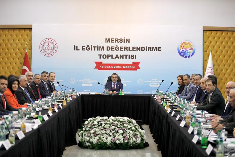 MİLLİ EĞİTİM BAKANI YUSUF TEKİN BİR DİZİ ZİYARETLERE KATILMAK İÇİN MERSİN’DEYDİ