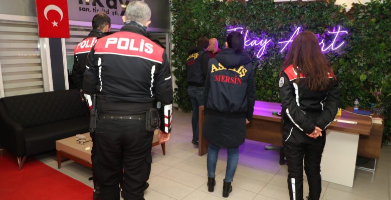 MERSİN POLİSİ ASAYİŞİN SAĞLANMASI İÇİN ÇALIŞIYOR