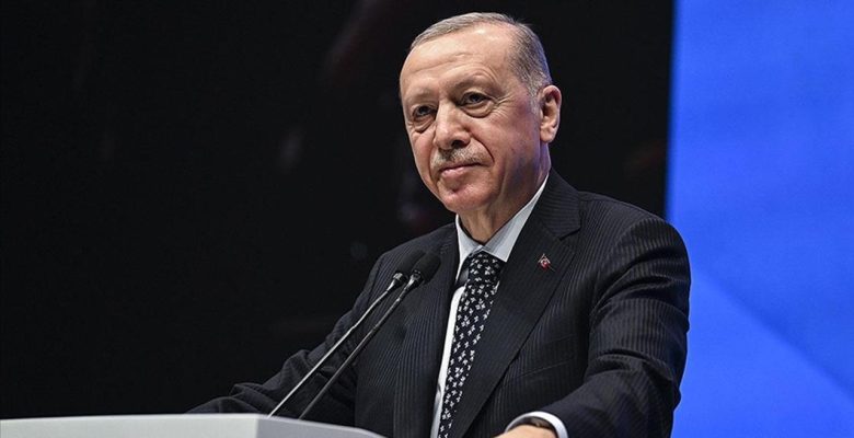 CUMHURBAŞKANI ERDOĞAN: BEDELLİ ASKERLİĞİ HEDEF ALMAK ZİHNİYET BOZUKLUĞUNUN İŞARETİ