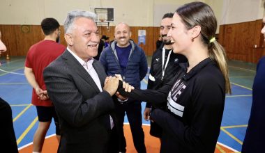 DR ALİ ÖZ: GENÇLERLE BİRLİKTE TOROSLAR’I SPOR, KÜLTÜR SANAT MERKEZİ HALİNE GETİRECEĞİZ