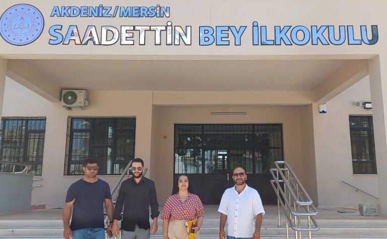 SAADETTİN BEY İLKOKULU SAĞLAM YAPISI VE DOĞA DOSTU BİNA OLMA ÖZELLİĞİYLE GÖZ DOLDURUYOR