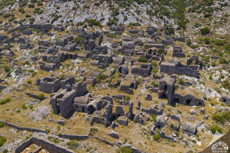 ANEMURİUM ANTİK KENTİ’NİN UNESCO DÜNYA KÜLTÜR MİRASI LİSTESİNE ADAY GÖSTERİLMESİ İÇİN BAŞVURU YAPILACAK