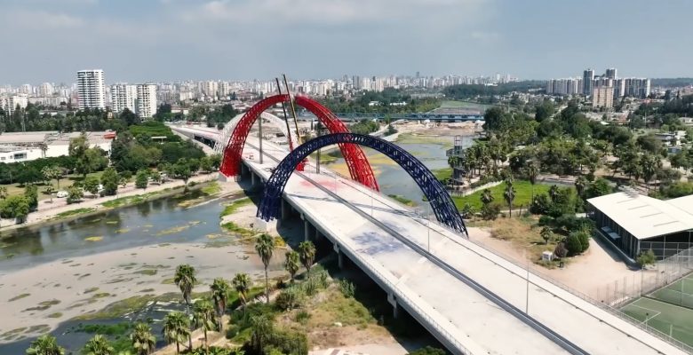 YAVUZLAR KÖPRÜSÜ VE TÜRKAN SAYLAN GÜNDÜZ BAKIMEVİ AÇILIYOR: KIRAÇ ADANALILARLA BULUŞUYOR!