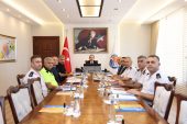 VALİ ALİ HAMZA PEHLİVAN BAŞKANLIĞINDA TRAFİK HİZMETLERİNİ DEĞERLENDİRME TOPLANTISI GERÇEKLEŞTİRİLDİ