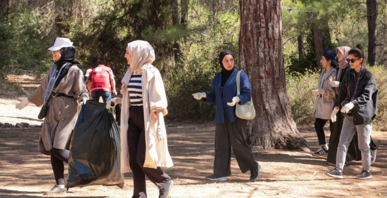 81 İLDE EŞ ZAMANLI ORMAN TEMİZLİĞİ ETKİNLİĞİ DÜZENLENDİ