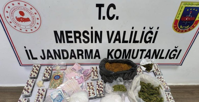 JANDARMADAN UYUŞTURUCU OPERASYONU: 2 ŞÜPHELİ TUTUKLANDI