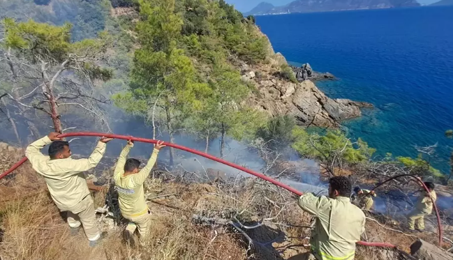 GÜLNAR BÜYÜKECELİ’DE ÇIKAN ORMAN YANGINI KONTROL ALTINA ALINDI