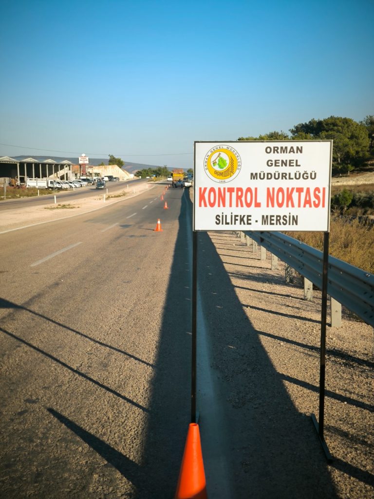 ORMAN BÖLGE MÜDÜRLÜĞÜNÜN KONTROL NOKTALARINDA ARAMALARI DEVAM EDİYOR