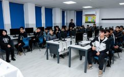 MESLEK LİSESİ ÖĞRENCİLERİYLE “YAZILIM KONULU ATÖLYE BULUŞMASI” PROGRAMI GERÇEKLEŞTİRİLDİ