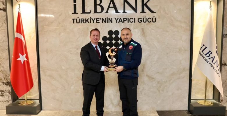 GÜLNAR BELEDİYE BAŞKANI FATİH ÖNGE İLLER BANKASI GENEL MÜDÜRÜ RECEP TÜRK’Ü ZİYARET ETTİ