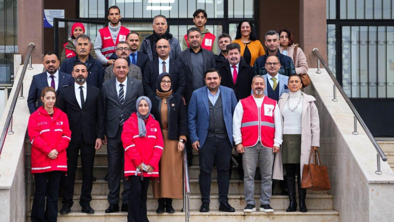 İL MİLLÎ EĞİTİM MÜDÜRÜ FAZİLET DURMUŞ, “DEVLETİN ELİ, SOFRANIN BEREKETİ” PROJESİ KAPSAMINDA “ÇORBA İKRAMI ETKİNLİĞİ”NE KATILDI