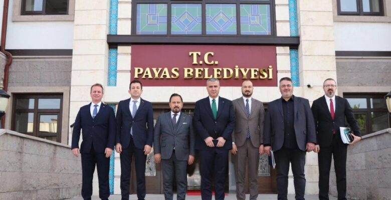 GÜLNAR BELEDİYE BAŞKANI FATİH ÖNGE, ÇUKUROVA BELEDİYELER BİRLİĞİ TOPLANTISI İÇİN PAYAS’TAYDI