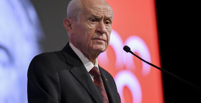 MHP LİDERİ DEVLET BAHÇELİ’NİN KALP KAPAKÇIĞI DEĞİŞTİRİLDİ: SAĞLIK DURUMU İYİ