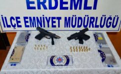 MERSİN’DE ŞANTAJLA PARA İSTEYEN 5 ŞÜPHELİ SUÇÜSTÜ YAKALANDI