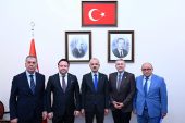 ERDEMLİ, BİRKEZ DAHA ULAŞTIRMA BAKANINA GİTTİ: TIRTAR BAĞLANTI YOLU PROJESİ YENİDEN DEĞERLENDİRİLEBİLİR 
