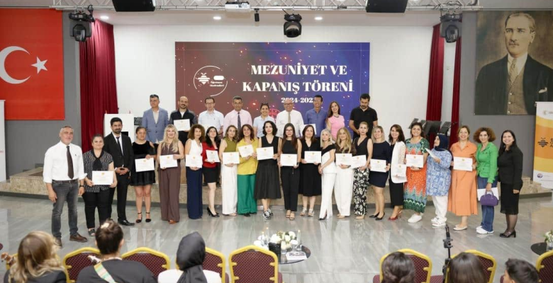 MERSİN İL MİLLÎ EĞİTİM MÜDÜRLÜĞÜ ÖĞRETMEN AKADEMİLERİ YIL SONU KAPANIŞ VE MEZUNİYET TÖRENİ GERÇEKLEŞTİRİLDİ