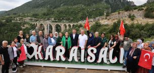 KARAİSALI BELEDİYE BAŞKANI BEKİR ŞİMŞEK, ŞEHİT AİLELERİ İLE BULUŞTU