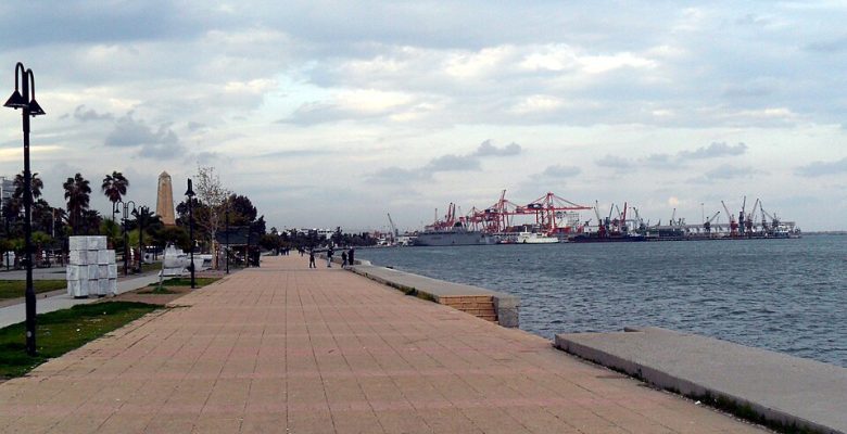 MERSİN’DE 70 YAŞINDAKİ ADAMIN CANSIZ BEDENİ DENİZDE BULUNDU