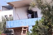ERDEMLİ İLÇESİNDE MÜSTAKİL EVDE ÇIKAN YANGINDA 70 YAŞINDAKİ ADAM KURTARILDI