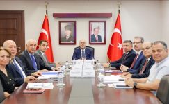 KARAİSALI BELEDİYE BAŞKANI BEKİR ŞİMŞEK: TAVUK ÇİFTLİKLERİNİN KONTROLSÜZ YAYILMASINA İZİN VERMEYECEĞİZ