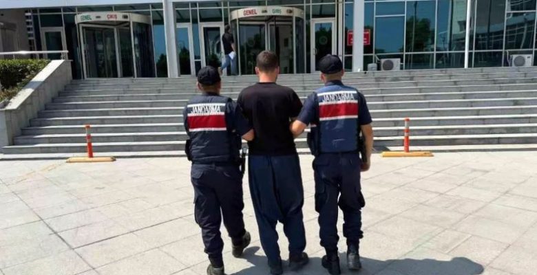 MERSİN’İN TARSUS İLÇESİNDE 8 AYRI NOKTADA ÇIKAN ORMAN YANGINLARIYLA İLGİLİ 1 KİŞİ TUTUKLANDI