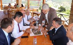 POZANTI’DA ULAŞIM VE ALTYAPI HAMLESİ: ARAÇ MUAYENE İSTASYONU VE YENİ DEVLET HASTANESİ İÇİN DEĞERLENDİRME BAŞLIYOR