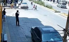 MERSİN’DE MOTOSİKLET FACİASI: 5 YAŞINDAKİ İSRA HAYATINI KAYBETTİ