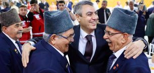 MERSİN VALİSİ ATİLLA TOROS VE EŞİ DUDU İREM TOROS; GAZİLERİ, AİLELERİ İLE ŞEHİT AİLELERİNİ AĞIRLADI