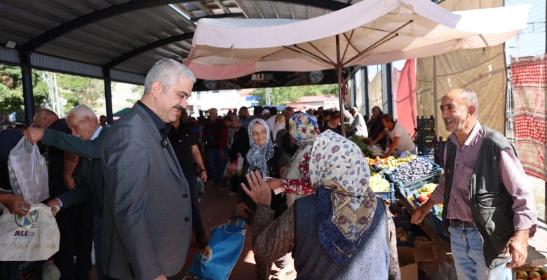 POZANTI BELEDİYE BAŞKANI ALİ AVAN PAZAR ESNAFINI GEZDİ, VATANDAŞLARIN TALEPLERİNİ DİNLEDİ