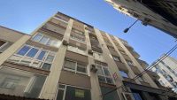73 YAŞINDAKİ ADAM 7.KATTAN ATLAYARAK HAYATINI KAYBETTİ