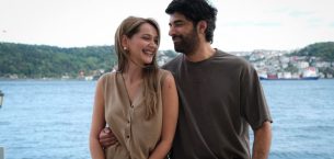 “BEREKETLİ TOPRAKLAR” DİZİSİ ADANA’DA ÇEKİLECEK: BAŞROLÜ İSE ENGİN AKYÜREK VE GÜLSİM ALİ PAYLAŞIYOR