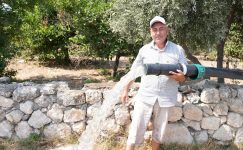 ERDEMLİ BELEDİYESİ’NDEN ÜRETİCİLERE 32 BİN METRE SULAMA BORUSU DESTEĞİ