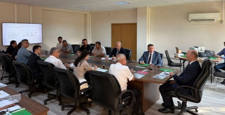 KARAİSALI’YA OSB MÜJDESİ: YER SEÇİMİ KOMİSYON TOPLANTISI GERÇEKLEŞTİRİLDİ