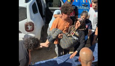 MUT’TA KAYBOLAN 80 YAŞINDAKİ SAFİYE TEYZE SAĞ SALİM BULUNDU