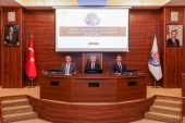VALİ TOROS BAŞKANLIĞINDA, BAĞIMLILIKLA MÜCADELE İL KOORDİNASYON TOPLANTISI GERÇEKLEŞTİRİLDİ